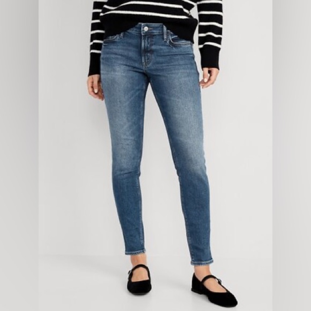 Old Navy Mid-Rise Rockstar Super-Skinny Jeans